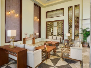 Lazuli Hotel