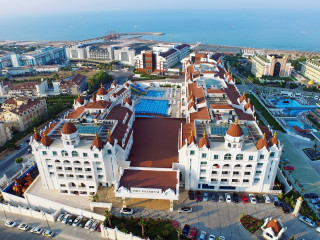 Oz Hotels Side Premium