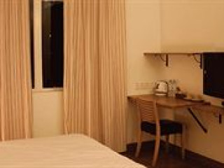 LODGE PARADIZE HOTEL