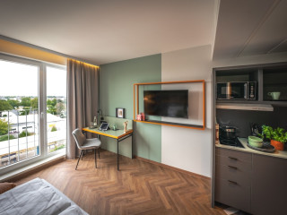 LOGINN BERLIN AIRPORT