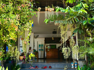 Lom La Lanta Hotel