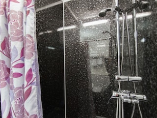 LONDON VISITORS HOTEL