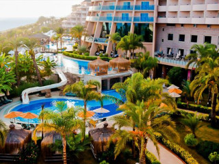 LONG BEACH RESORT & SPA