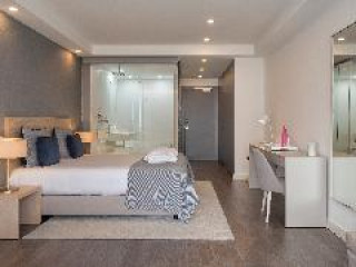 Longevity Health & Wellness Hotel