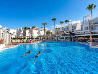 Los Olivos Beach Resort