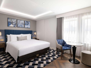 Lost Property St Pauls London, Curio Collection By Hilton