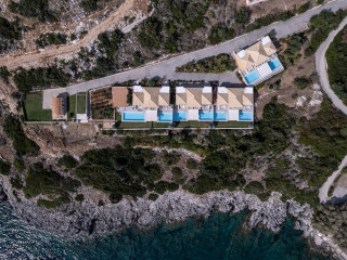 Louis Apostolata Island Resort
