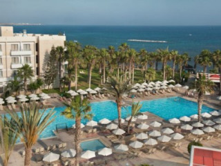 Louis Phaethon Beach