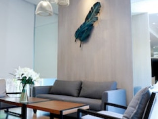 LOUIS' TAVERN HOTEL DON MUANG