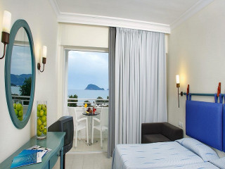 LOUIS ZANTE BEACH