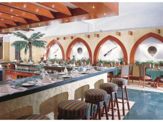 LOU’LOU’A BEACH RESORT