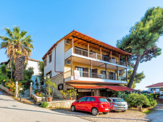 LOUTRA VILLAGE HOLIDAY APARTMENTS