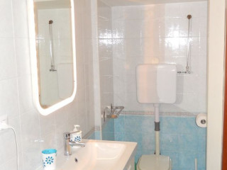 LOVELY FLAT