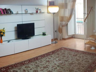 LOVELY FLAT