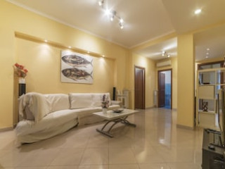 LOVELY FLAT MARCONI DISTRICT