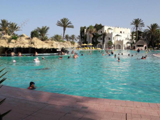 Mahdia Beach & Aquapark