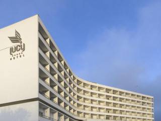 Lucy Hotel