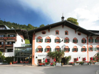ARIN RESORT