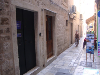 Lumin guesthouse