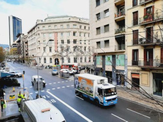 Lumine Suites Barcelona Hostal