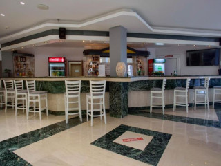 SANTA MARINA PLAZA GIANNOULIS HOTELS Ad. only16