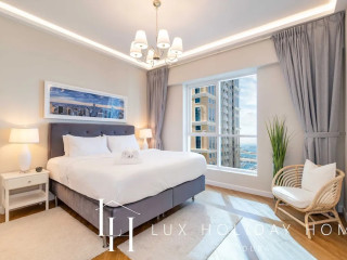 Lux The Marina Sea View Suite 2