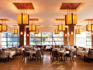 LYKIA WORLD & LINKS GOLF