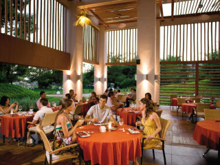 LYKIA WORLD LINKS GOLF