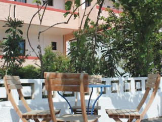 Lymberia Hotel