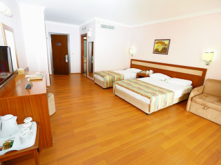 MONARQUE TORREBLANCA