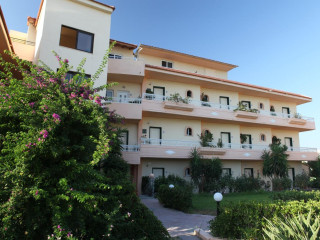 Lyristis Studios
