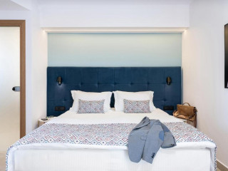 M City Hotel