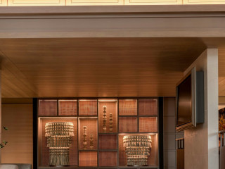 Madi Paidi Bangkok, Autograph Collection