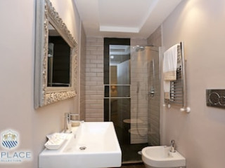 MADONNA DE' MONTI SUITES