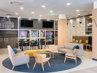 Madrid Airport Suites, Affiliated by Meliá