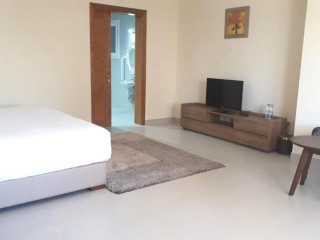 Magnum Hotel & Suites West Bay