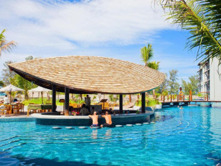Mai Khaolak Beach Resort & Spa