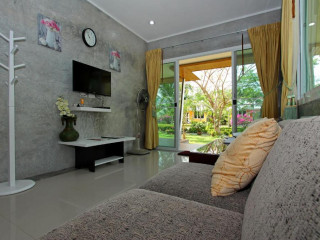 Maikhao Home Garden Bungalow