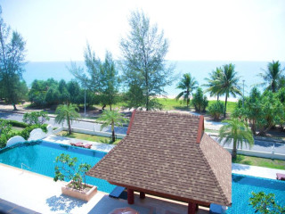 Maikhao Palm Beach Resort
