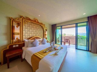 Maikhao Palm Beach Resort