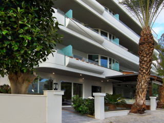 Maison 66 Riviera Hotels