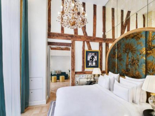 MAISON BARRIÈRE VENDÔME