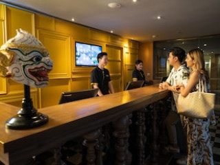 Maitria Hotel Sukhumvit 18 – A Chatrium Collection (SHA)