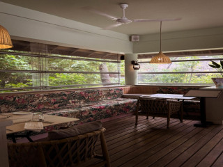 Malahini Kuda Bandos Resort