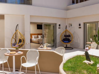 MALIA BAY BEACH HOTEL