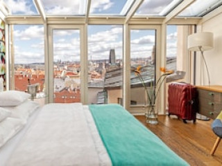 MALOSTRANSKA RESIDENCE