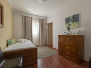 Manta Guest