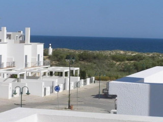 Manta Rota Village