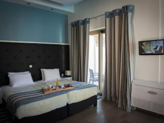 Mantinia Bay Hotel