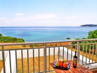 Maranton Beach Hotel